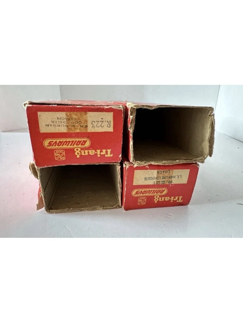Vintage Tri-ang OO Gauge Southern Region Malachite Green Coach & Van X4 Boxed